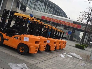 买叉车关注的不仅是价格！而是，你要知道不同价格叉车的区别
